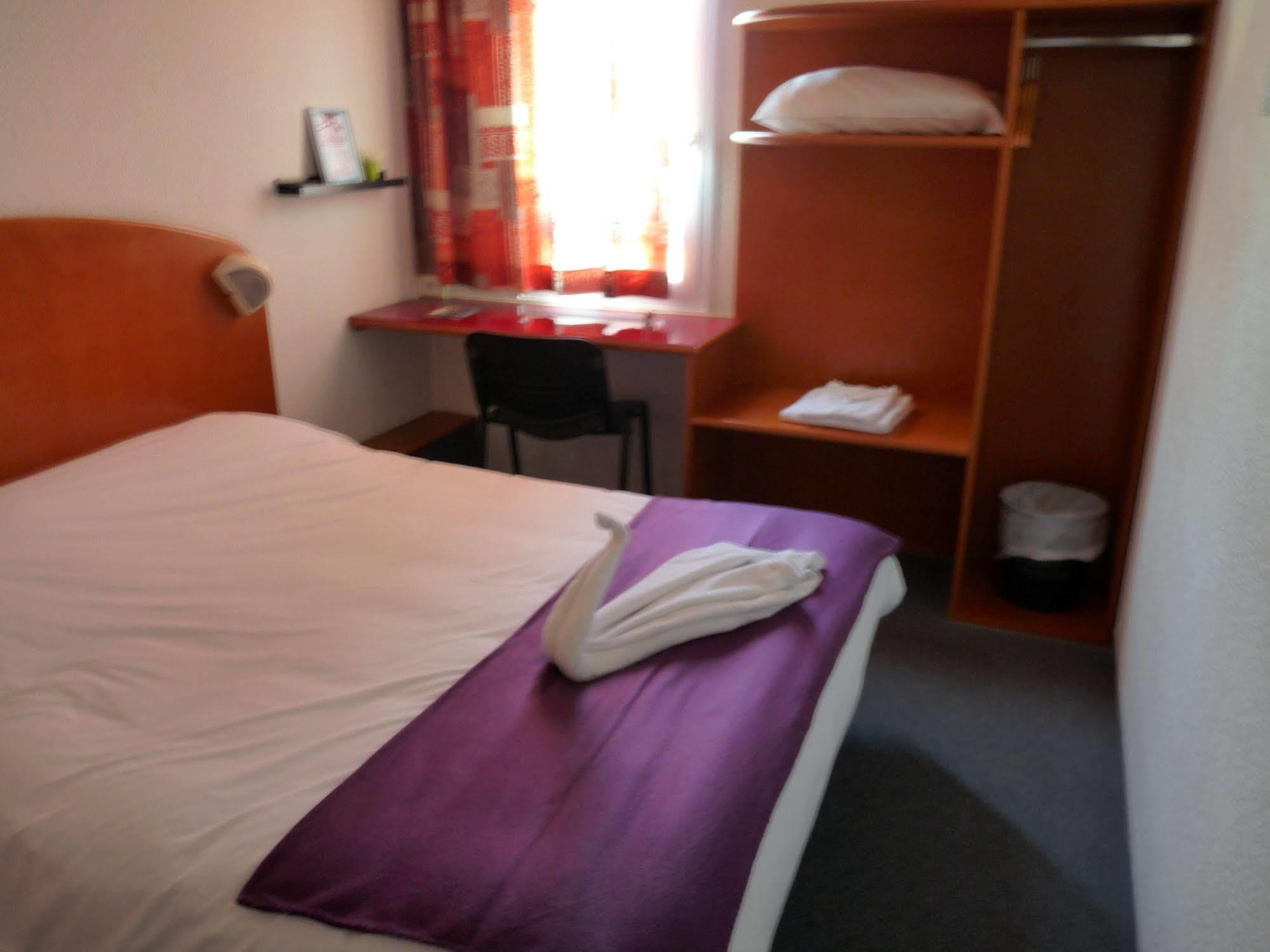 Quick Palace Saint Brieuc Tregueux Exterior foto